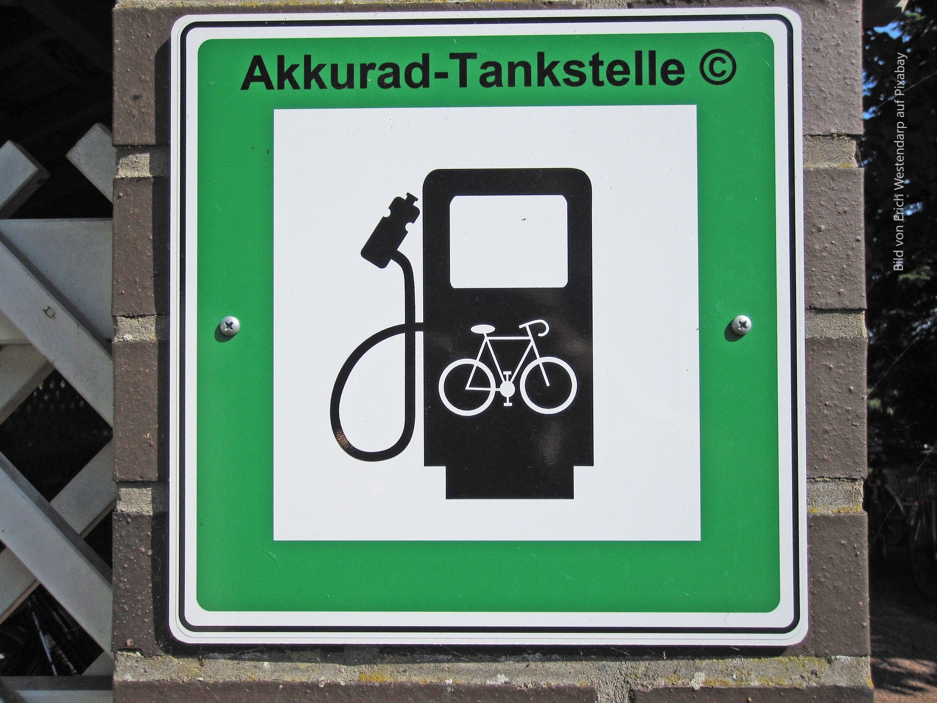 Schild Ladepunkte E-Bikes