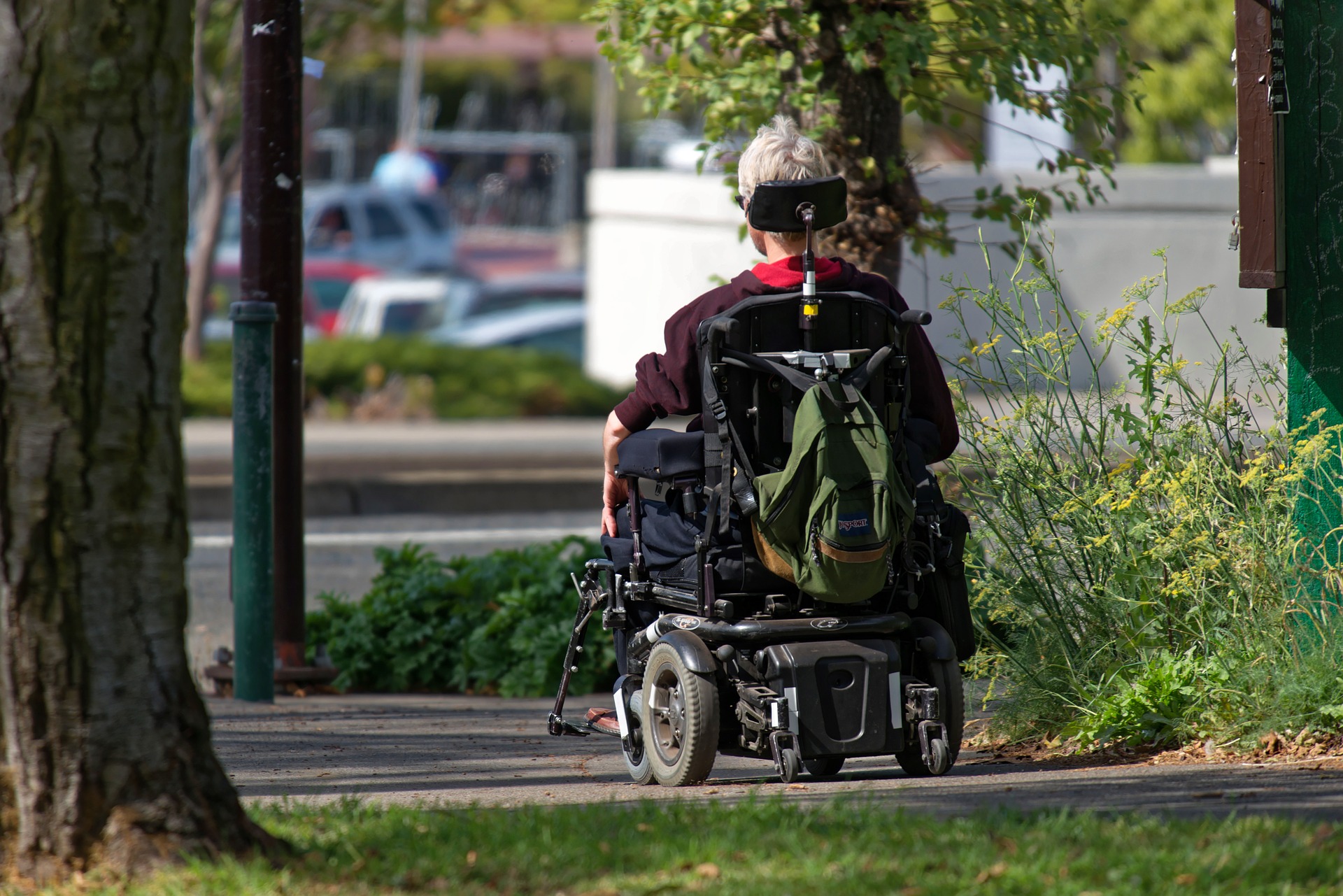 Pixabay: Rollstuhl motorisiert